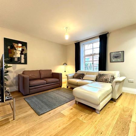 Desirable 2 Bedroom Apartment In Bicester That Sleeps 5 外观 照片