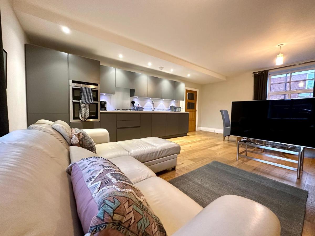 Desirable 2 Bedroom Apartment In Bicester That Sleeps 5 外观 照片
