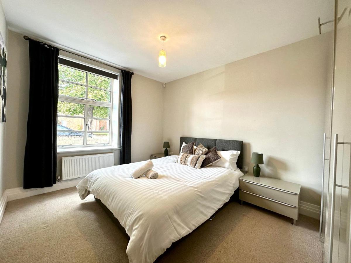 Desirable 2 Bedroom Apartment In Bicester That Sleeps 5 外观 照片